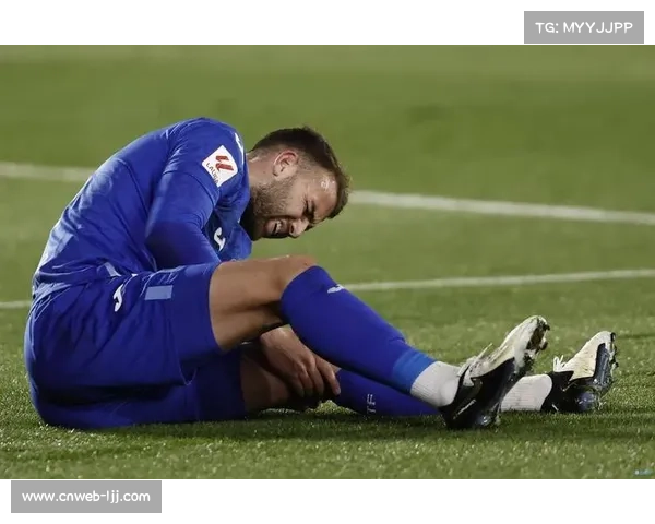 赫塔菲头号射手马约拉尔右膝半月板受伤，预计缺席一个月